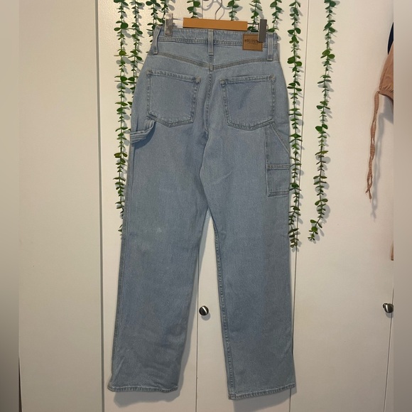 NWT Hollister Ultra High-Rise Dad Jean - W26 - Picture 2 of 8